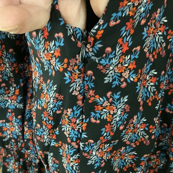 Francesca’s lisbeth Border print jumpsuit - Picture 13 of 15
